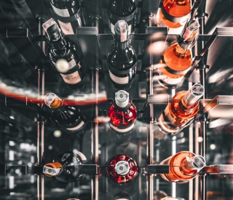 Kas jāzina par vīna glabāšanu mājās